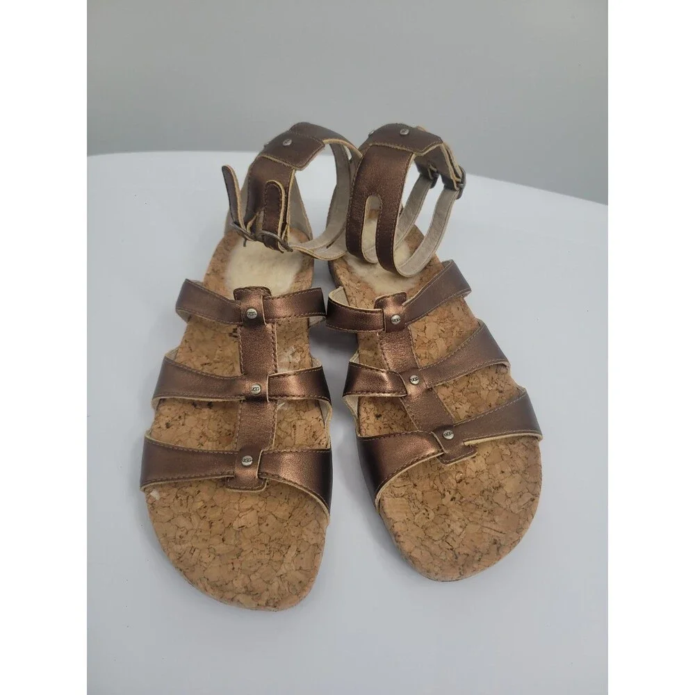 Ugg Sechura Gladiator Sandals Sz 9 Summer Beachy Vacation Resort Cruise